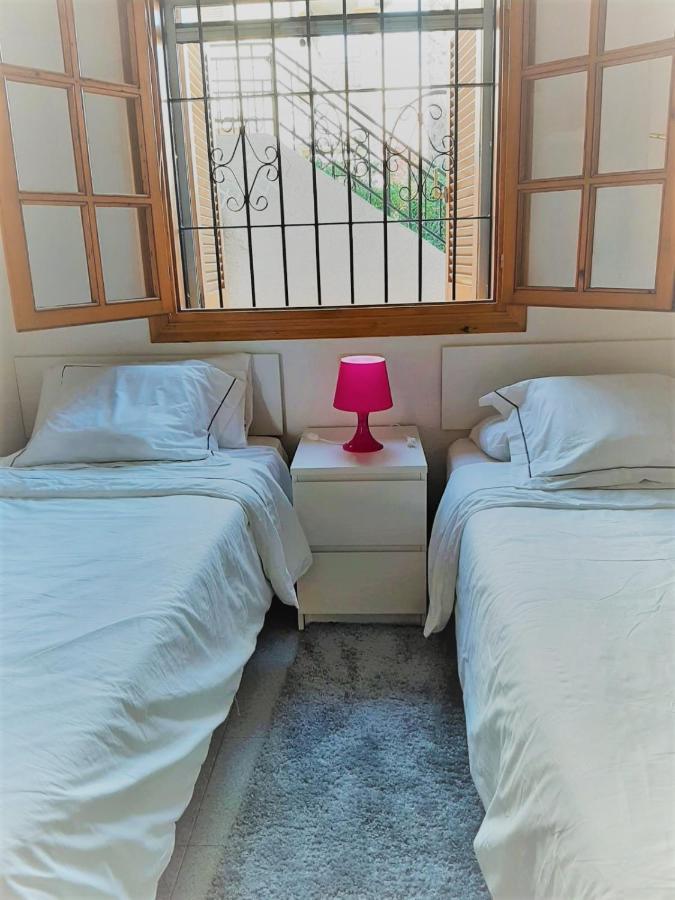 Вилла Casa Chloe, Urbanizacion Privada Торевьиа Экстерьер фото